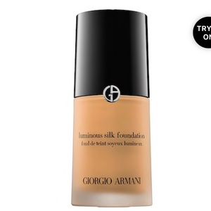 ❗️SOLD❗️Giorgio Armani Luminous Silk Foundation